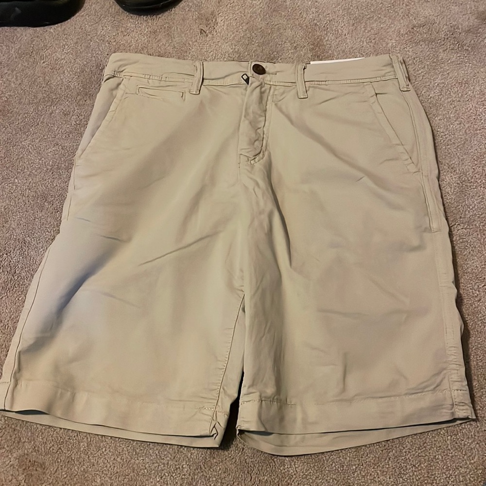 American Eagle Next level flex class at the knee fit shorts